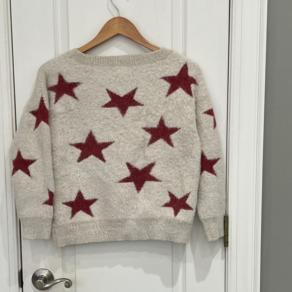 Tops - Boutique Star sweater